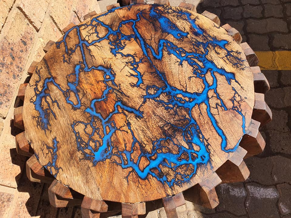 Beautiful Fractal table filled with ultramarine mica powder and shallow cast epoxy resin.